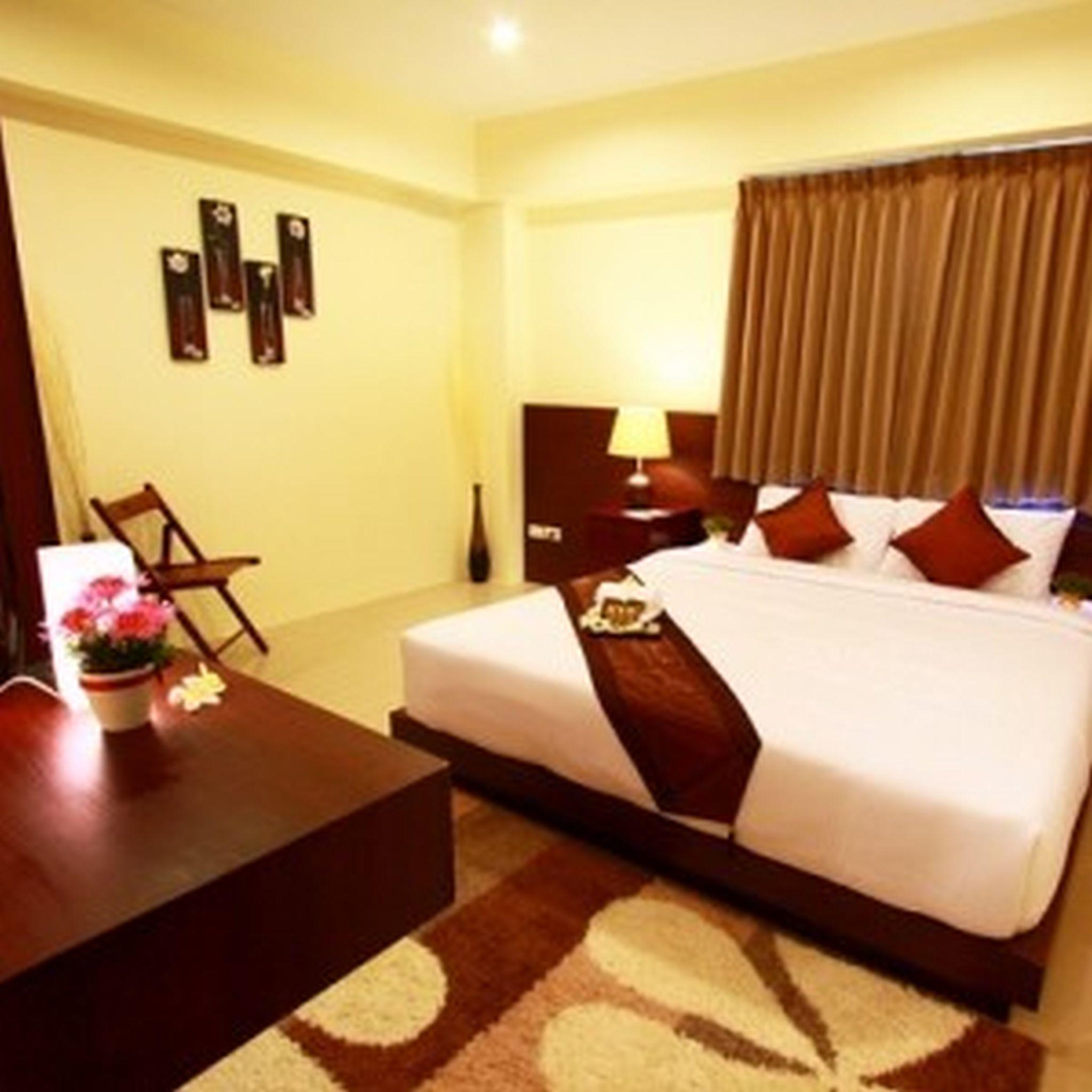 The Loft Resort Bangkok Esterno foto