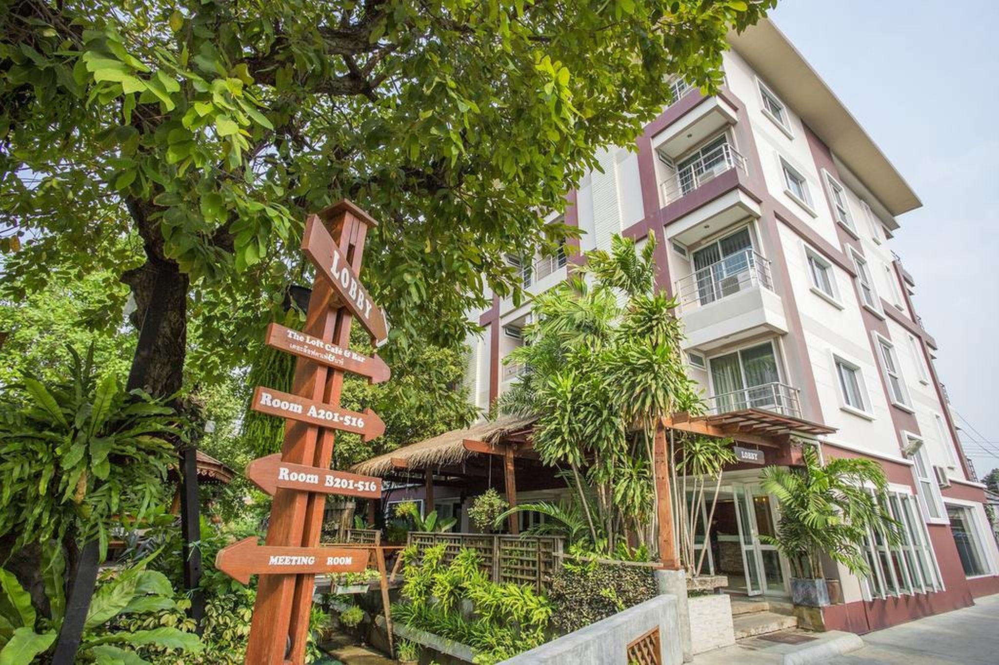 The Loft Resort Bangkok Esterno foto