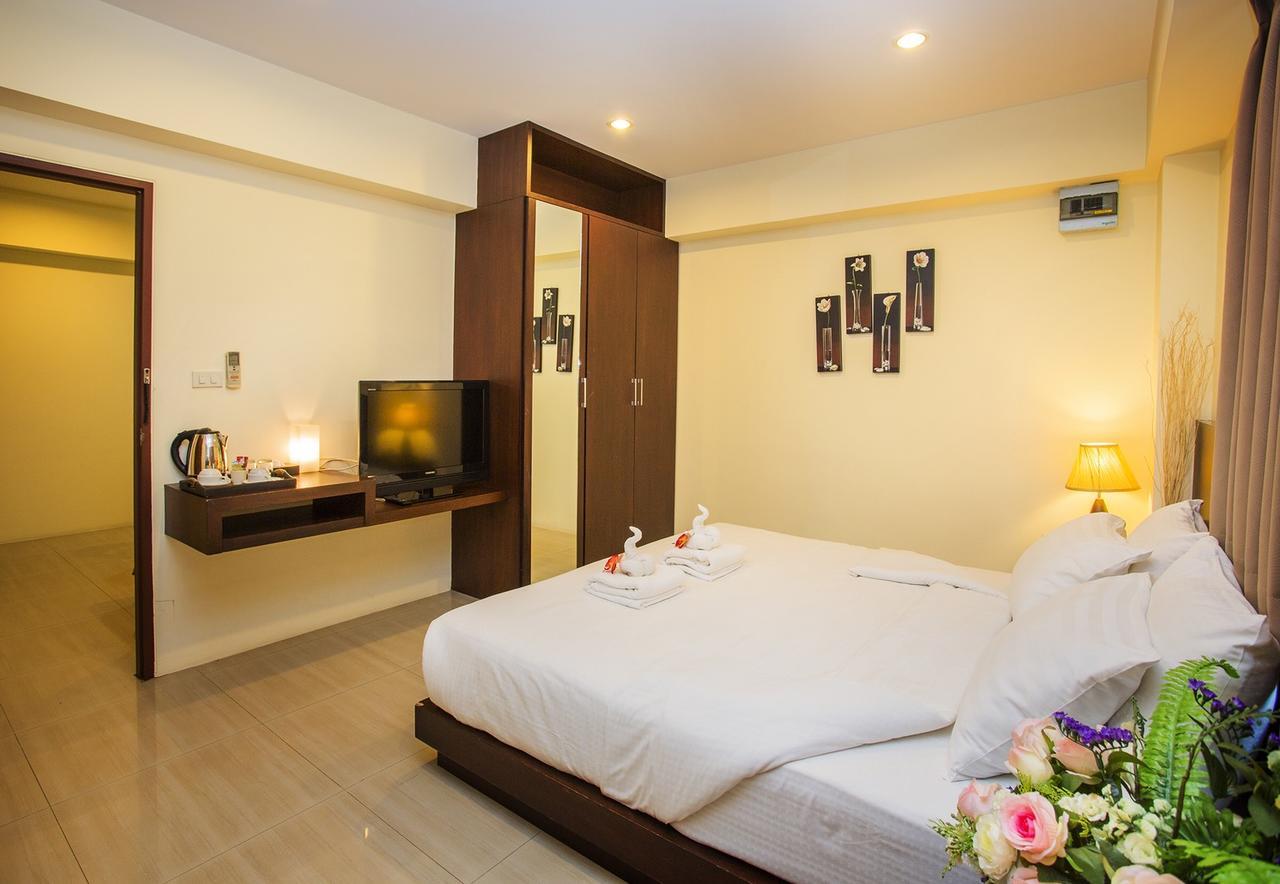 The Loft Resort Bangkok Esterno foto