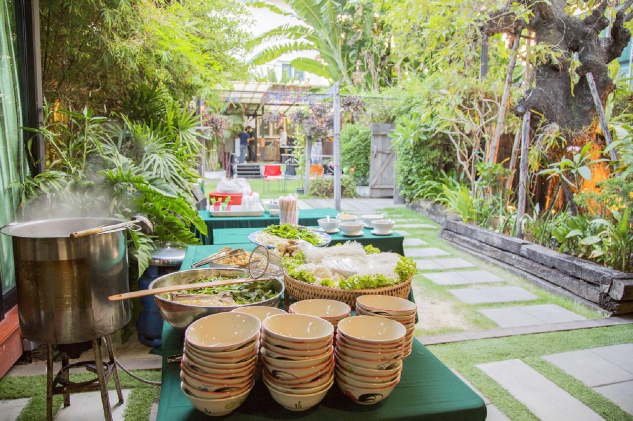 The Loft Resort Bangkok Esterno foto
